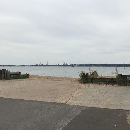 Weston Shore Southampton Exterior foto