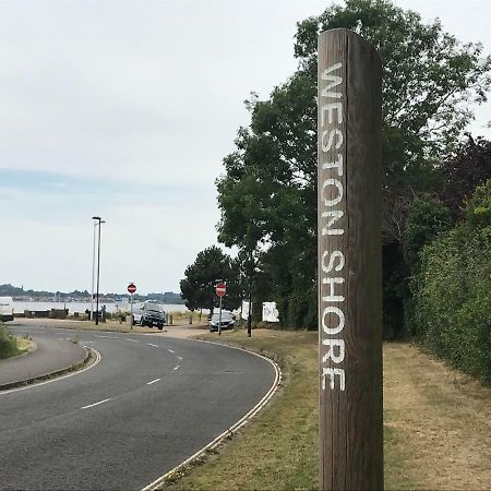 Weston Shore Southampton Exterior foto